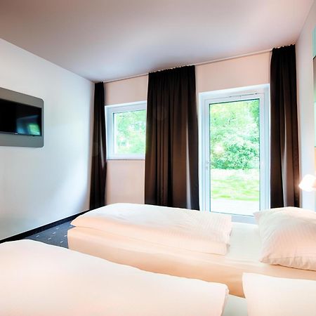 B&B Hotel Stuttgart-Neckarhafen ภายนอก รูปภาพ