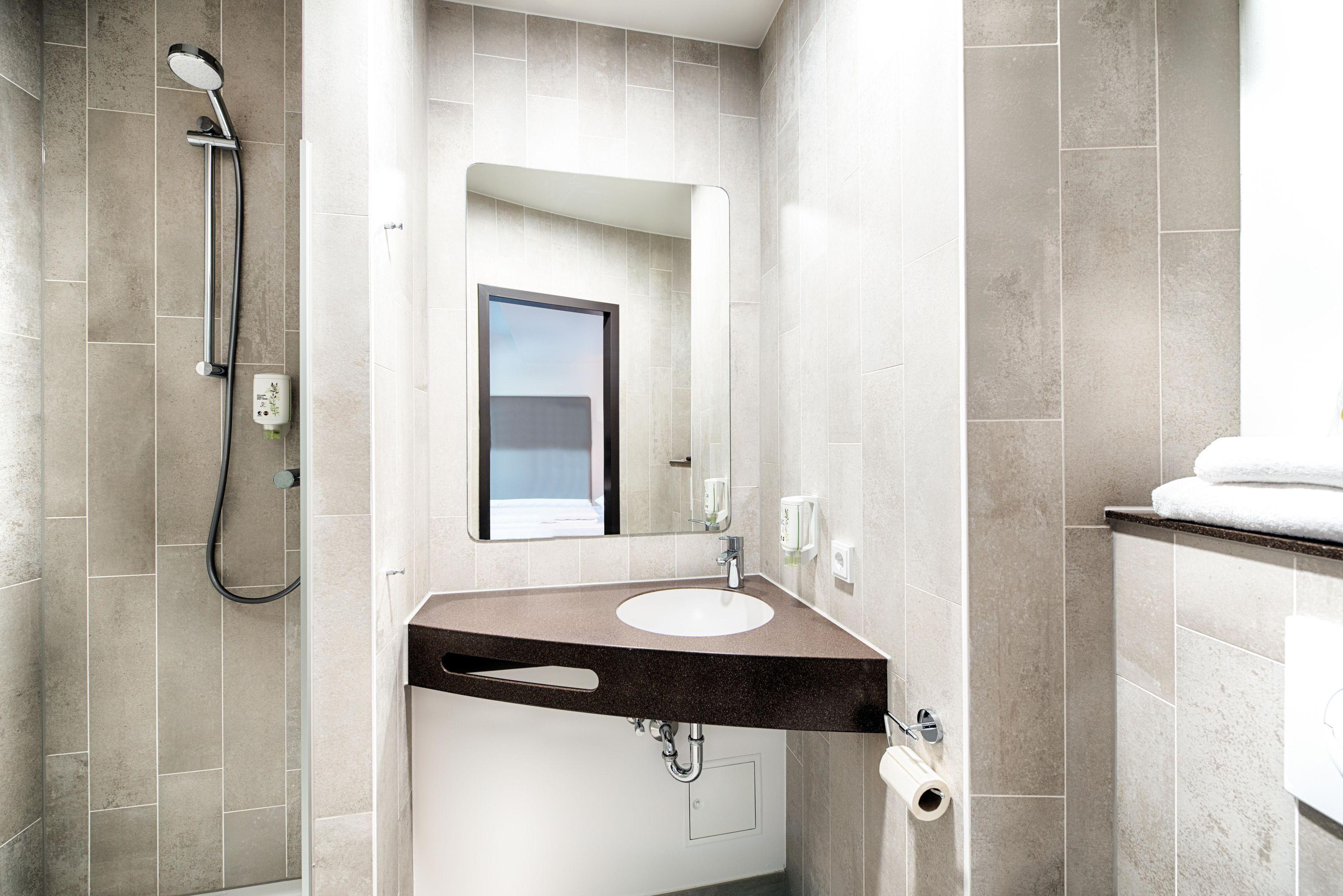 B&B Hotel Stuttgart-Neckarhafen ภายนอก รูปภาพ