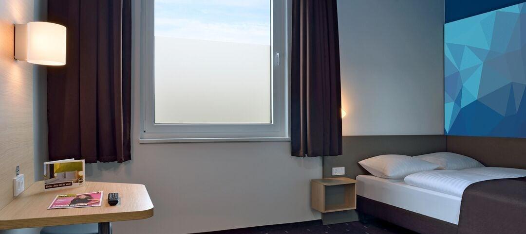 B&B Hotel Stuttgart-Neckarhafen ภายนอก รูปภาพ