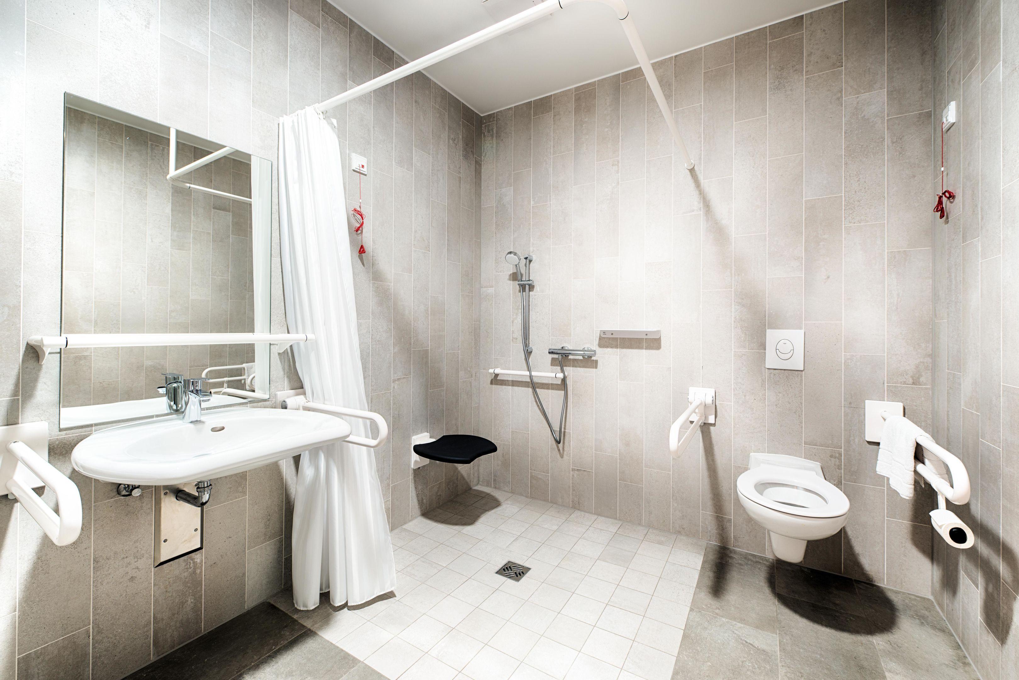 B&B Hotel Stuttgart-Neckarhafen ภายนอก รูปภาพ
