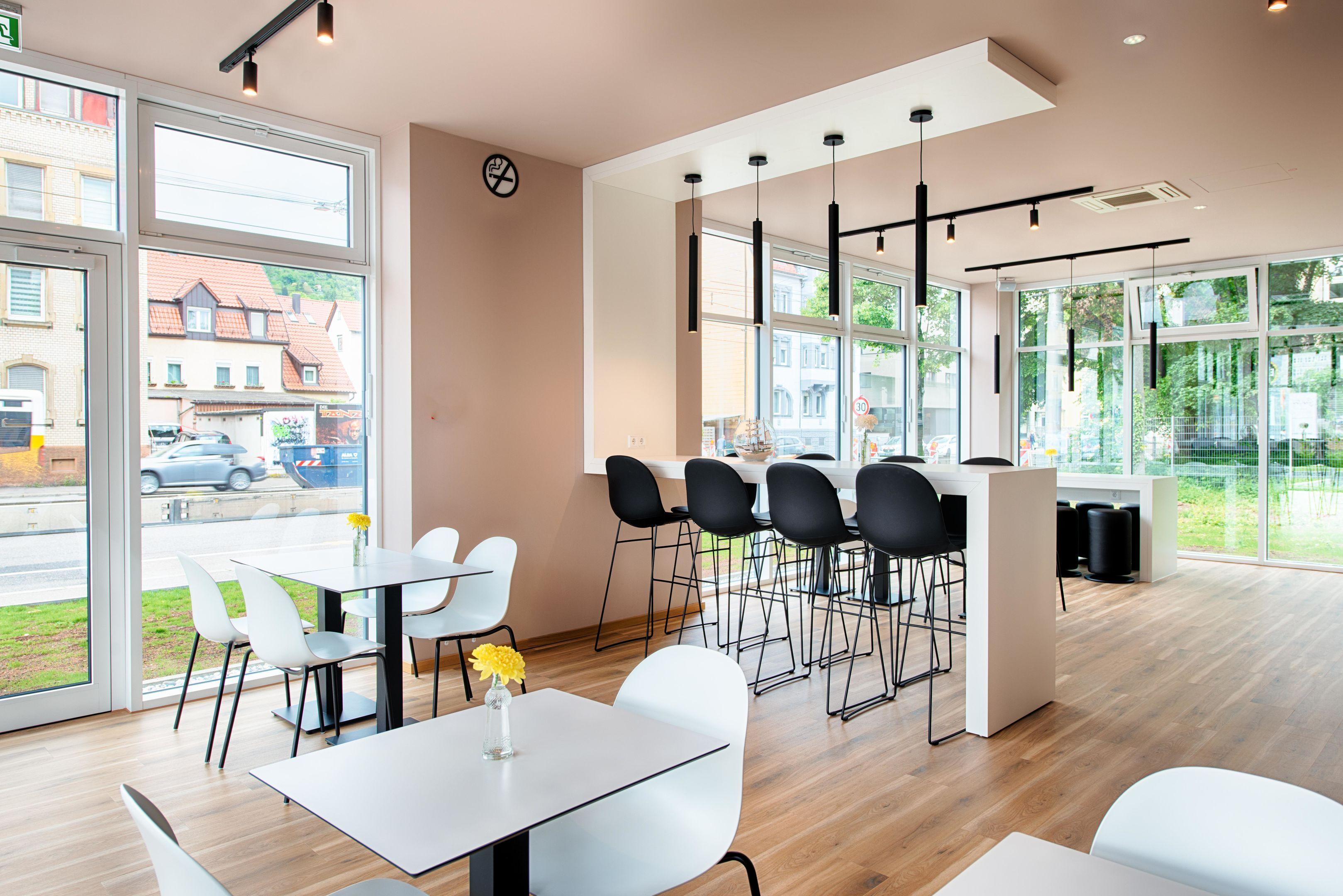 B&B Hotel Stuttgart-Neckarhafen ภายนอก รูปภาพ
