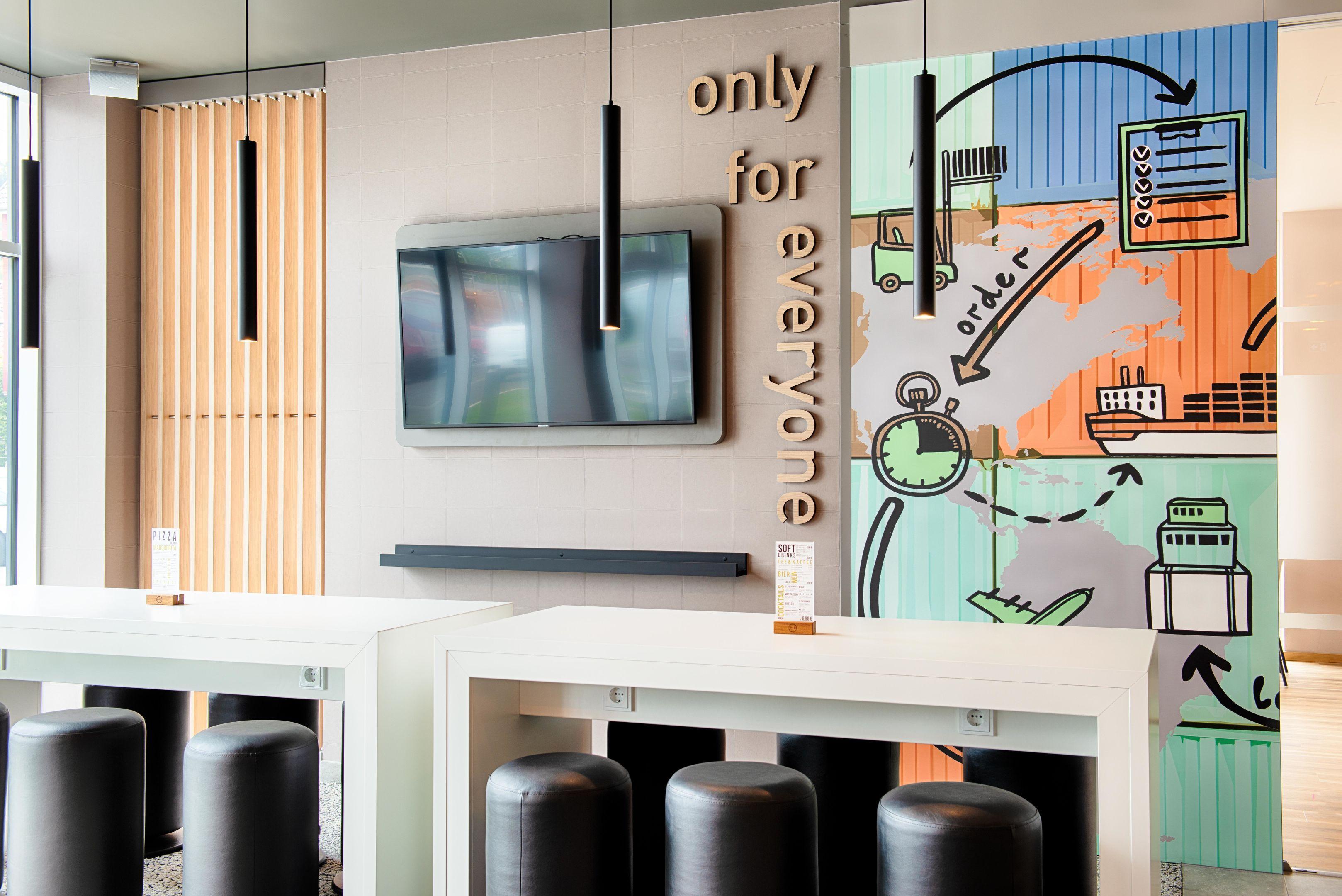 B&B Hotel Stuttgart-Neckarhafen ภายนอก รูปภาพ